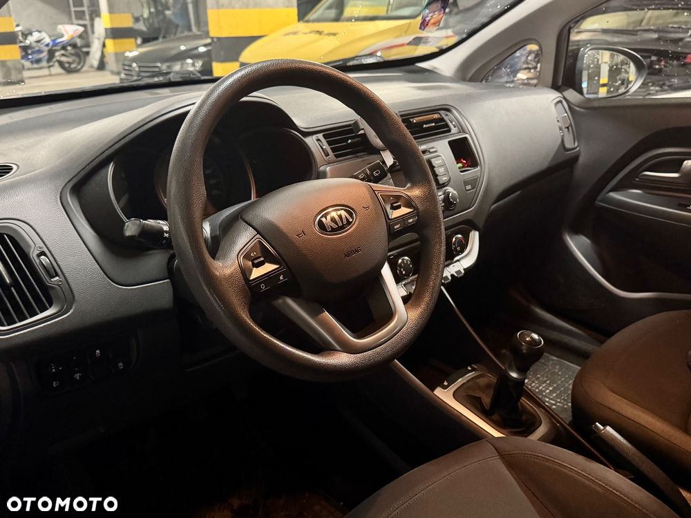 Kia Rio 1.2 Dream-Team Edition - 6