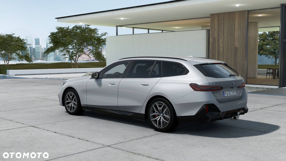 BMW Seria 5 520d xDrive mHEV M Sport sport - 3