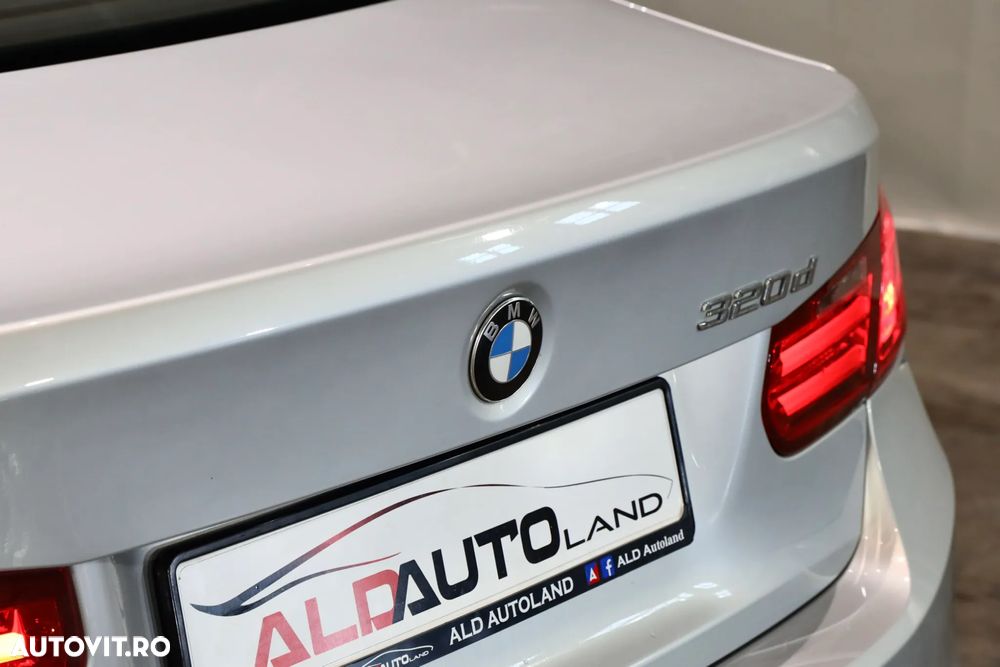 BMW Seria 3 320d Sport-Aut. Efficient Dynamics Edition Luxury Line - 29