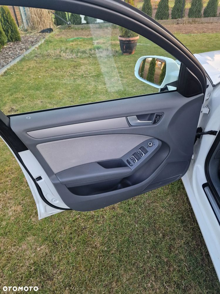 Audi A4 Avant - 15