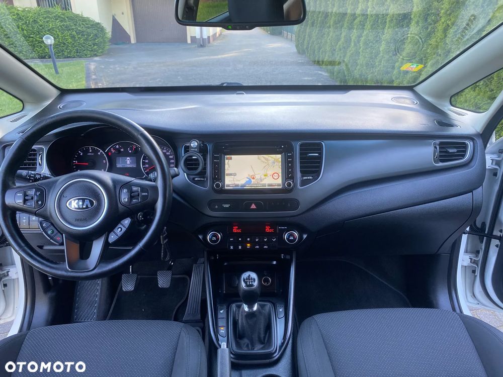 Kia Carens 1.7 CRDi 141 Dream Team Edition - 23