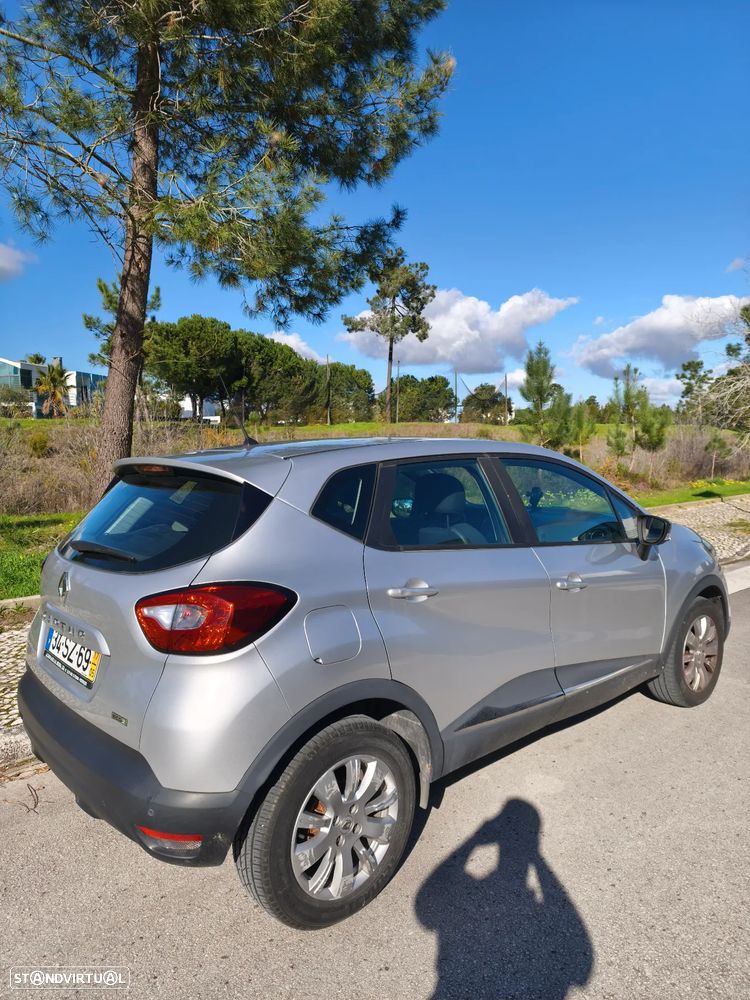 Renault Captur 1.5 dCi - 9