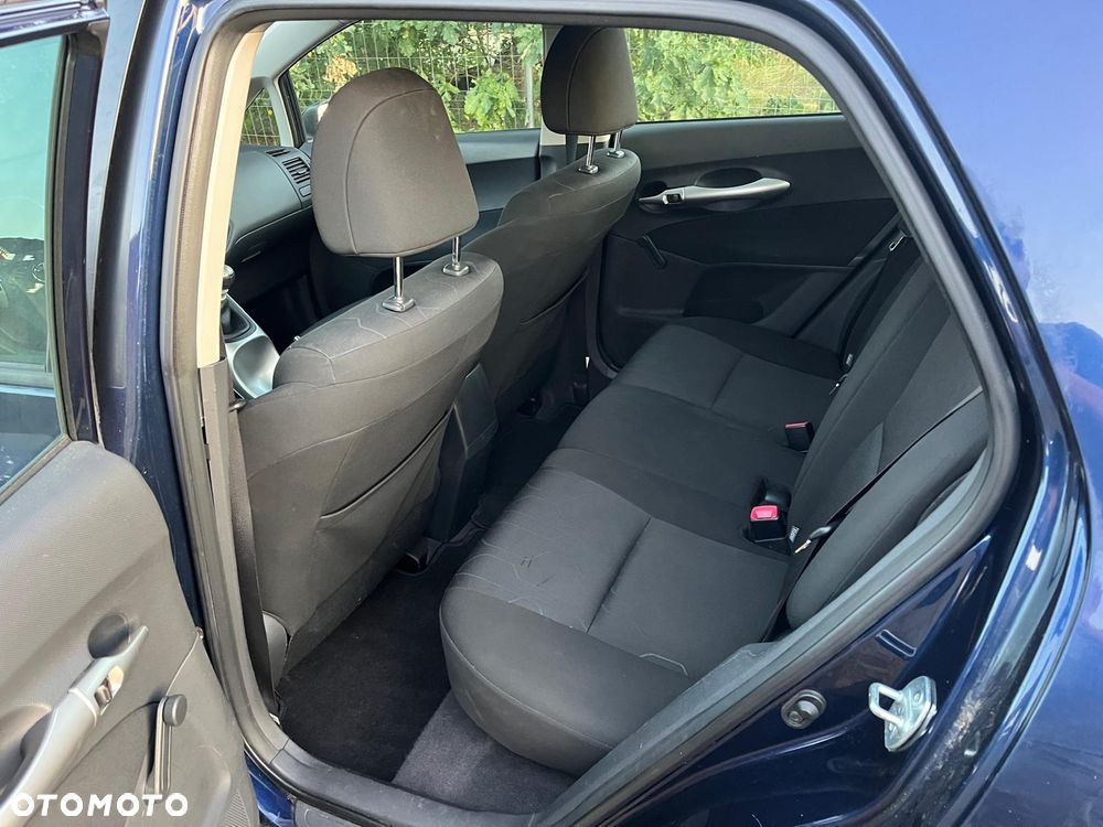 Toyota Auris 1.6 Valvematic Comfort - 9