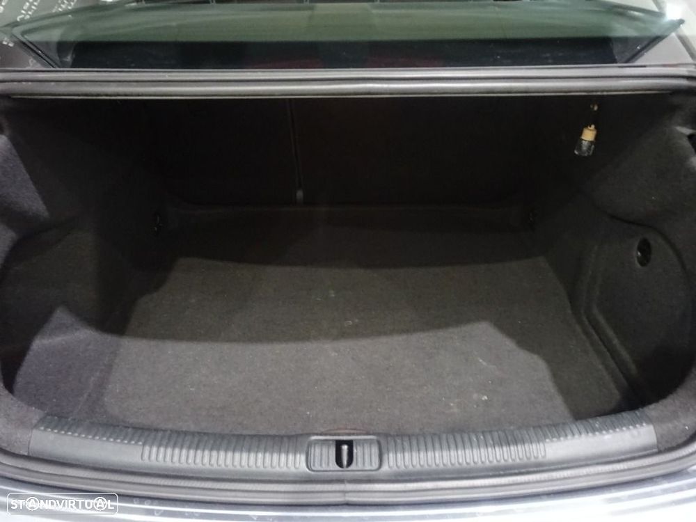 Audi A3 Limousine 30 TDI - 30