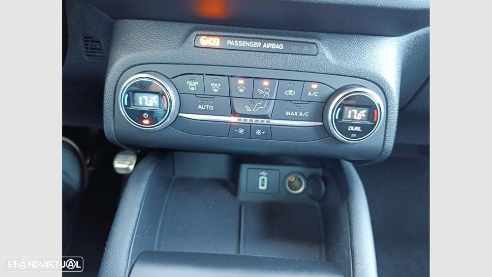 Ford Focus 1.0 EcoBoost ST-Line - 19