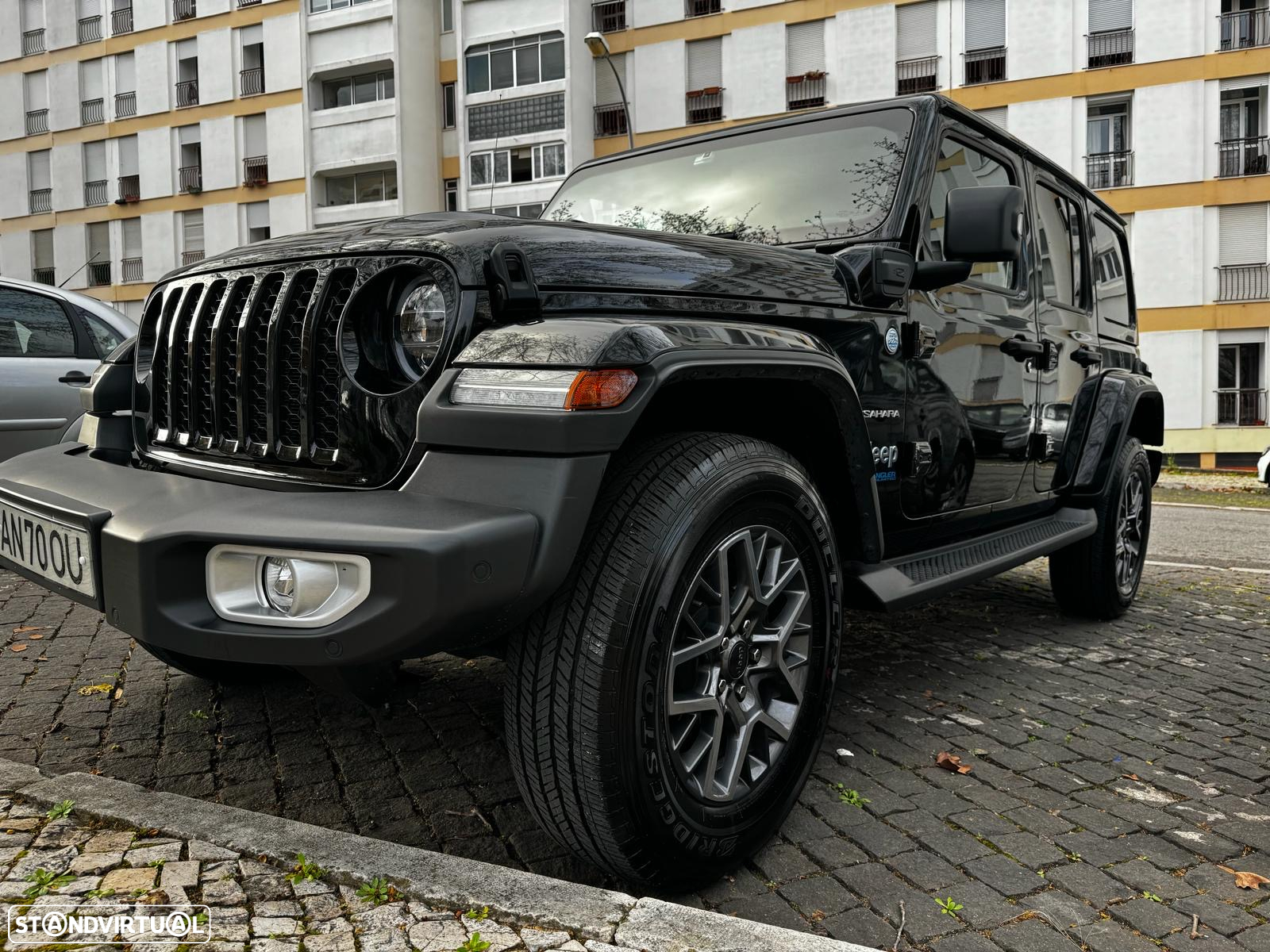 Jeep Wrangler - 4
