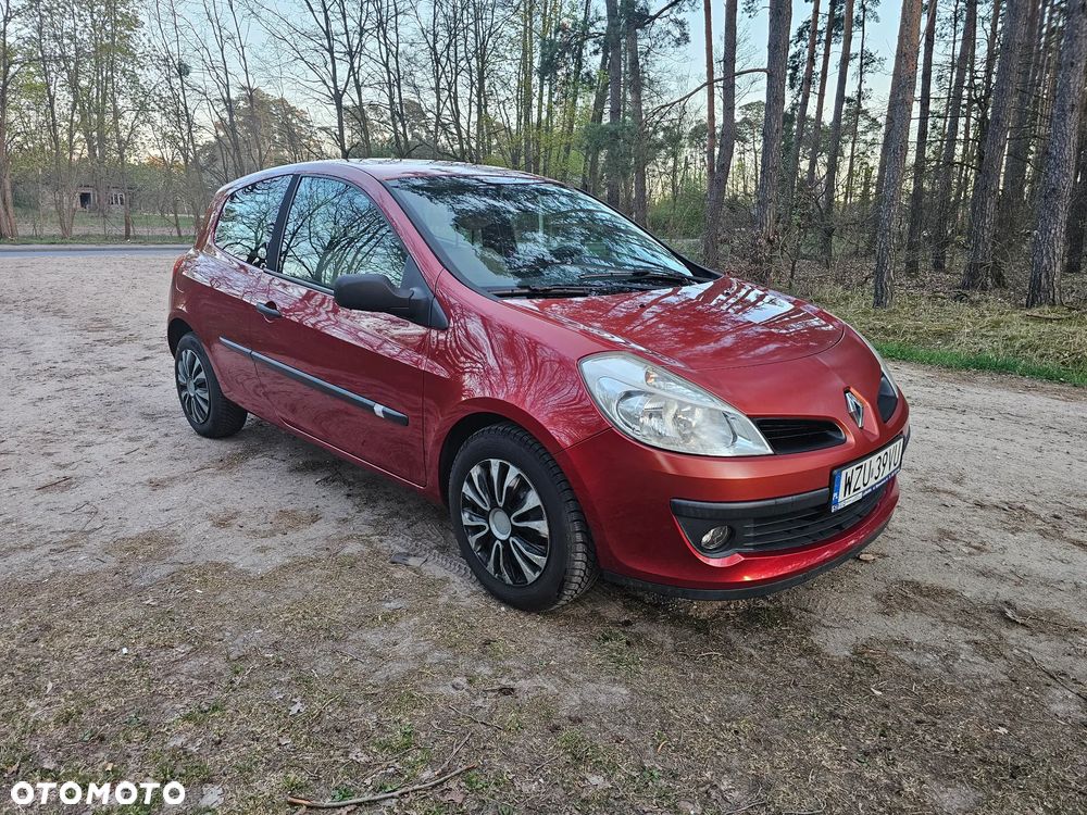 Renault Clio - 19