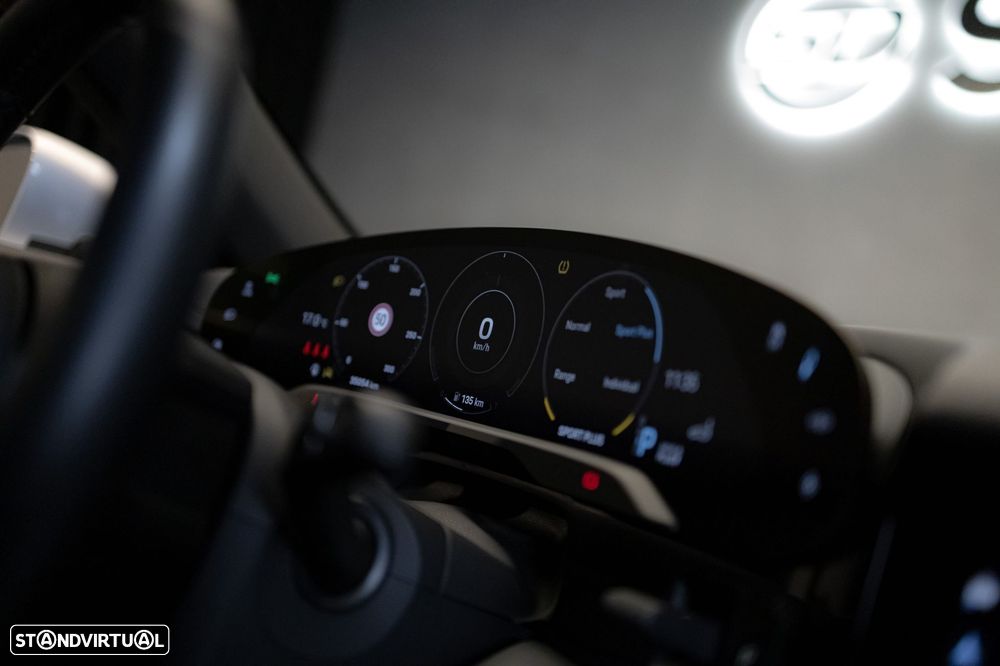 Porsche Taycan 4S Bateria Performance Plus - 34