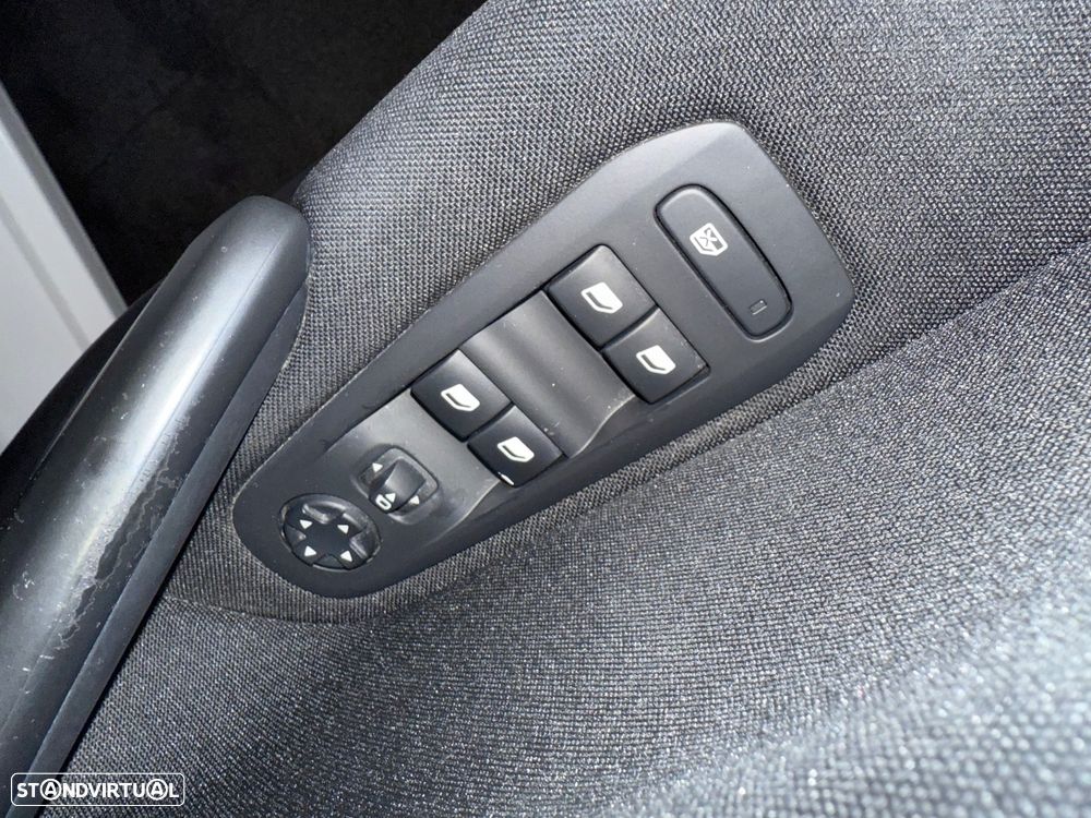 Peugeot 308 1.2 PureTech Allure Full LED - 6