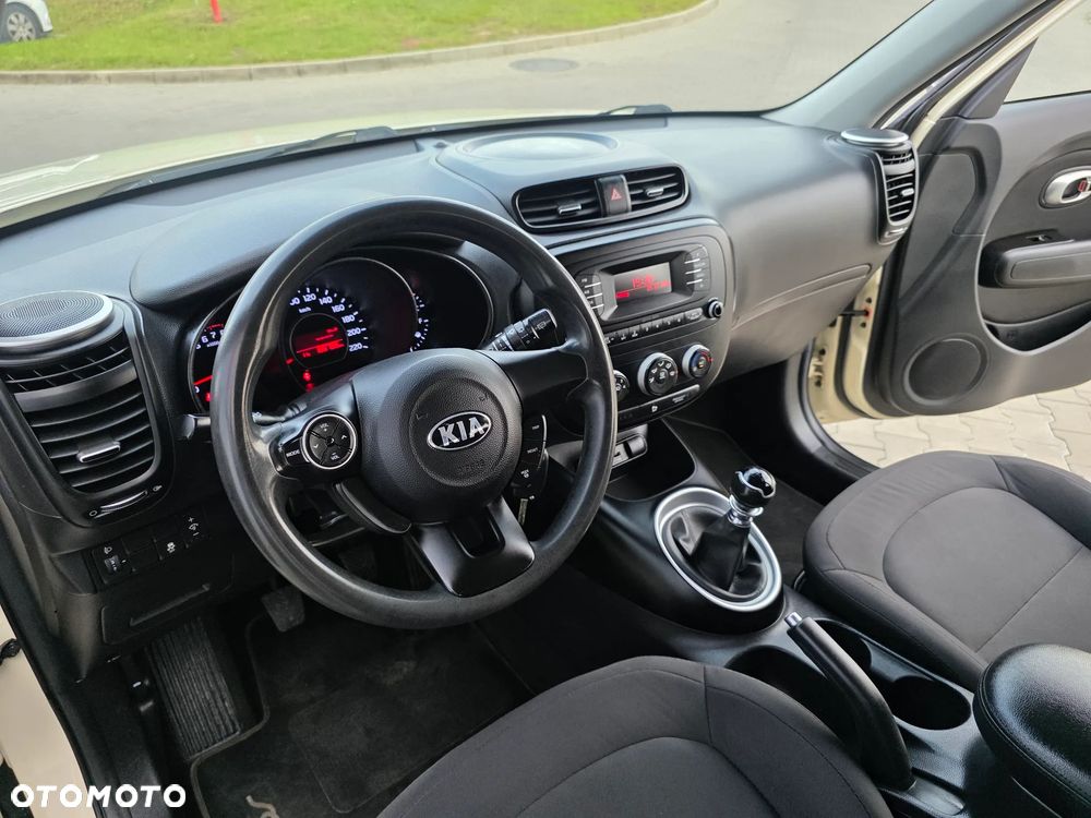 Kia Soul 1.6 GDI White&Red Edition - 25
