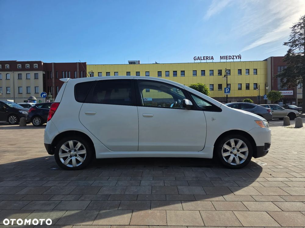 Mitsubishi Colt - 4