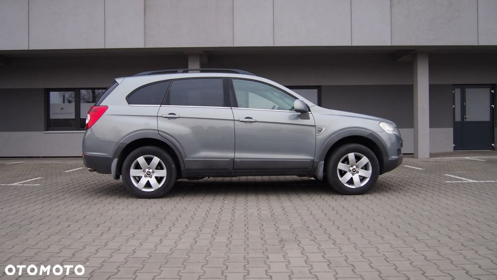 Chevrolet Captiva 2.4 2WD 7 Sitzer LS Family Edition - 28