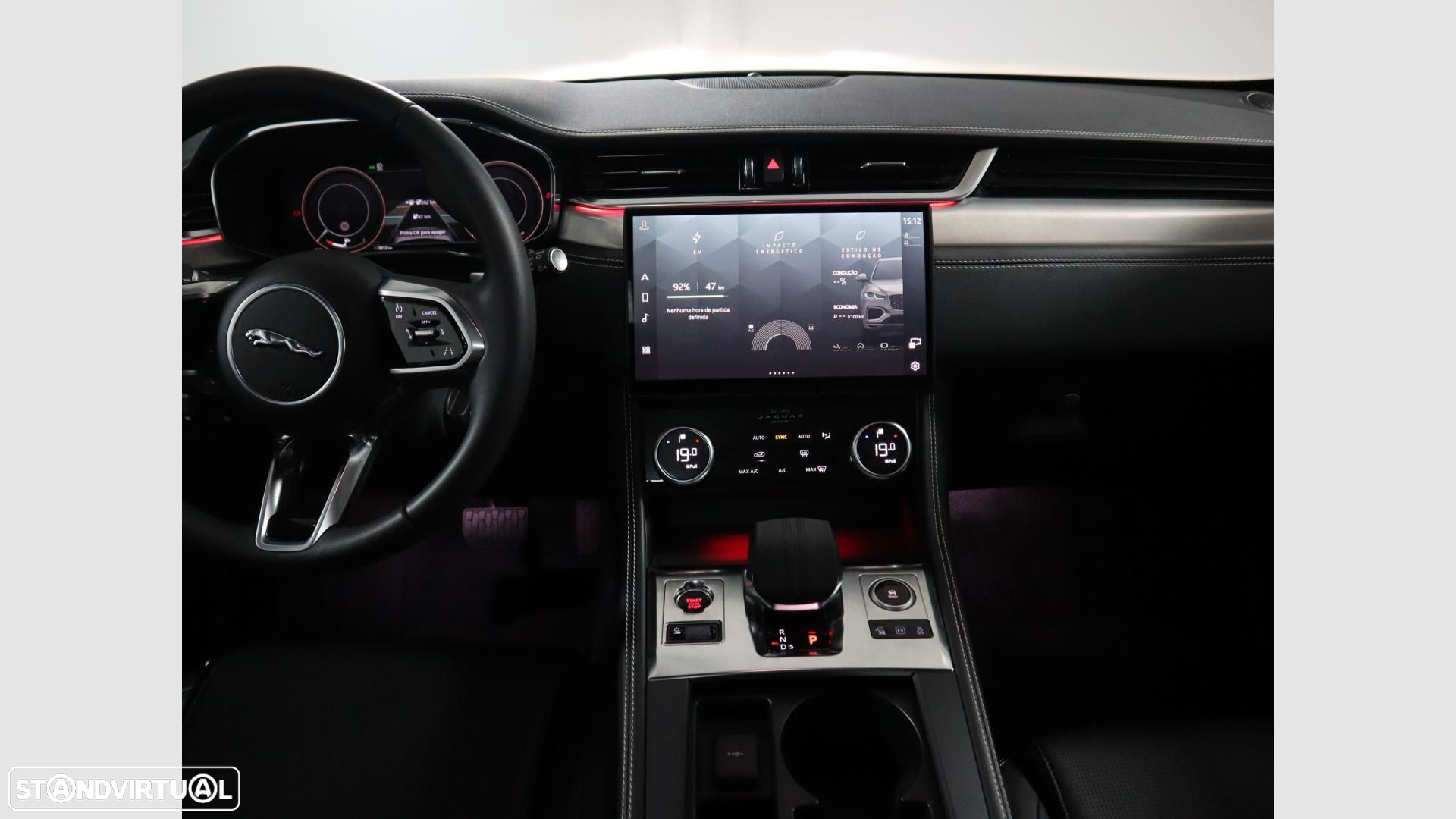 Jaguar F-Pace 2.0 P400e AWD R-Dynamic S - 8