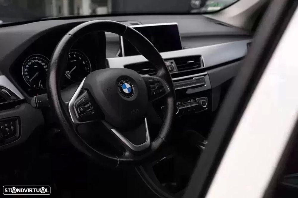 BMW X1 25 e xDrive Line Sport - 27