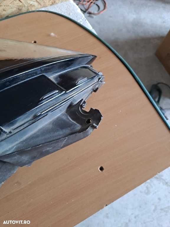 Far stanga Ford Puma ST Line led an 2020-2024 original - 7