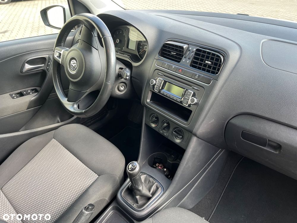 Volkswagen Polo - 5