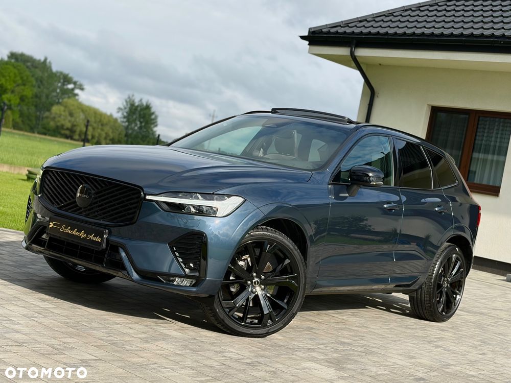 Volvo XC 60 B5 B AWD Plus Black Edition - 2