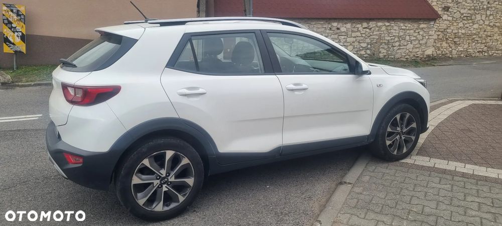 Kia Stonic - 5