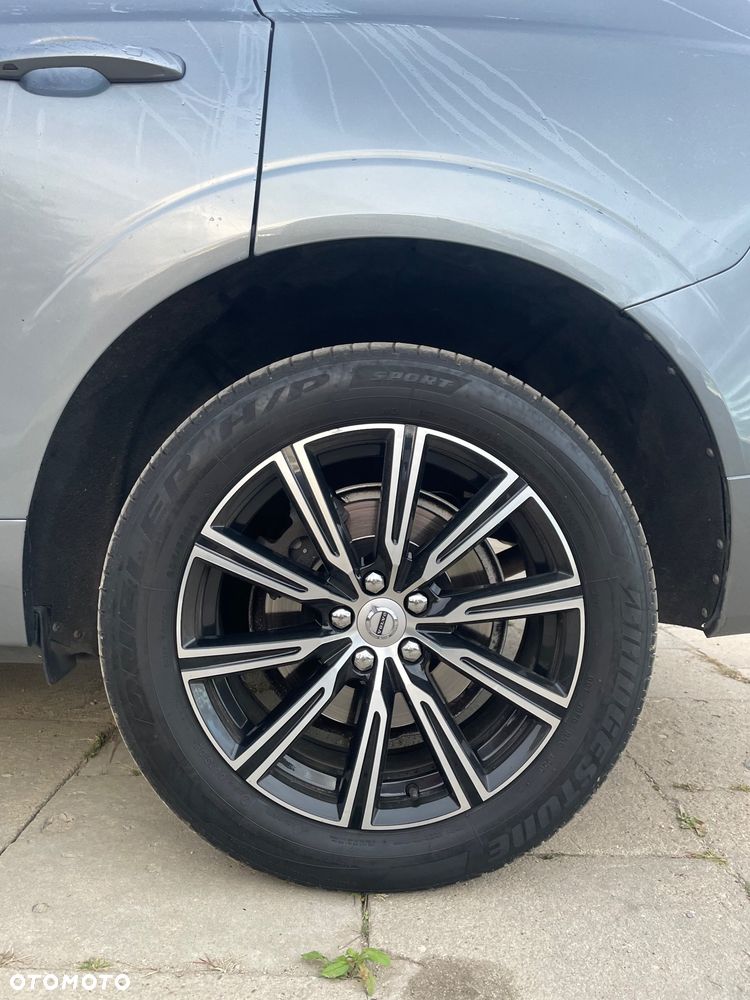 Volvo XC 60 D5 AWD Inscription - 8