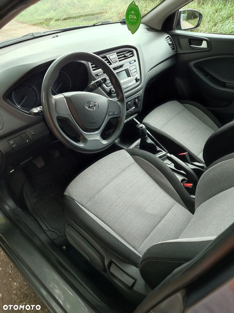 Hyundai i20 - 7