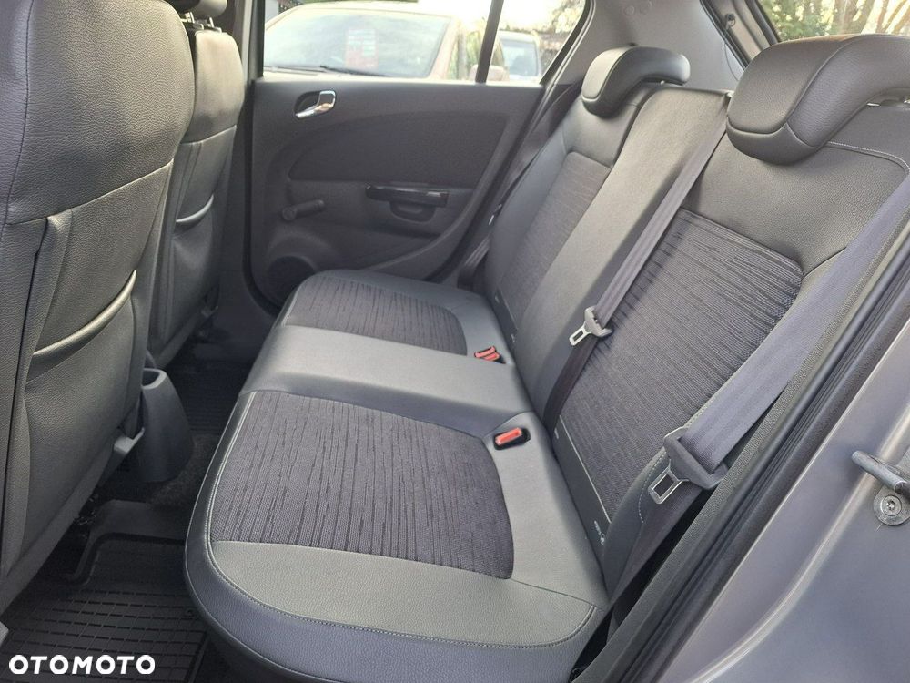 Opel Corsa 1.2 16V Essentia - 18