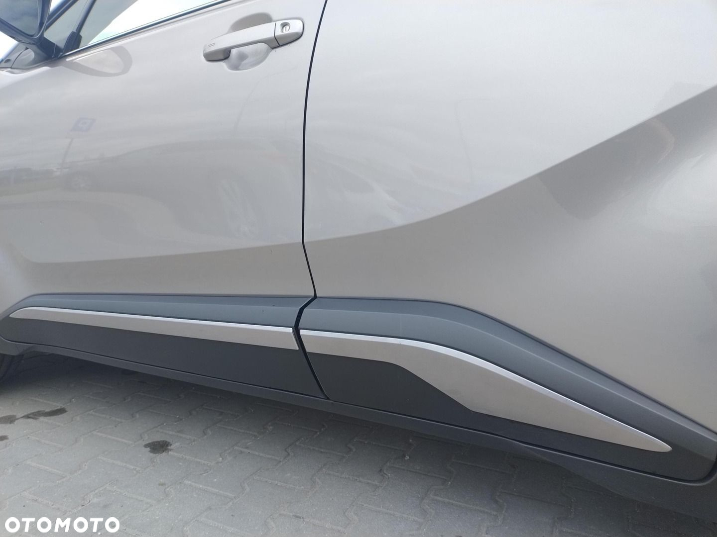 Toyota C-HR - 21