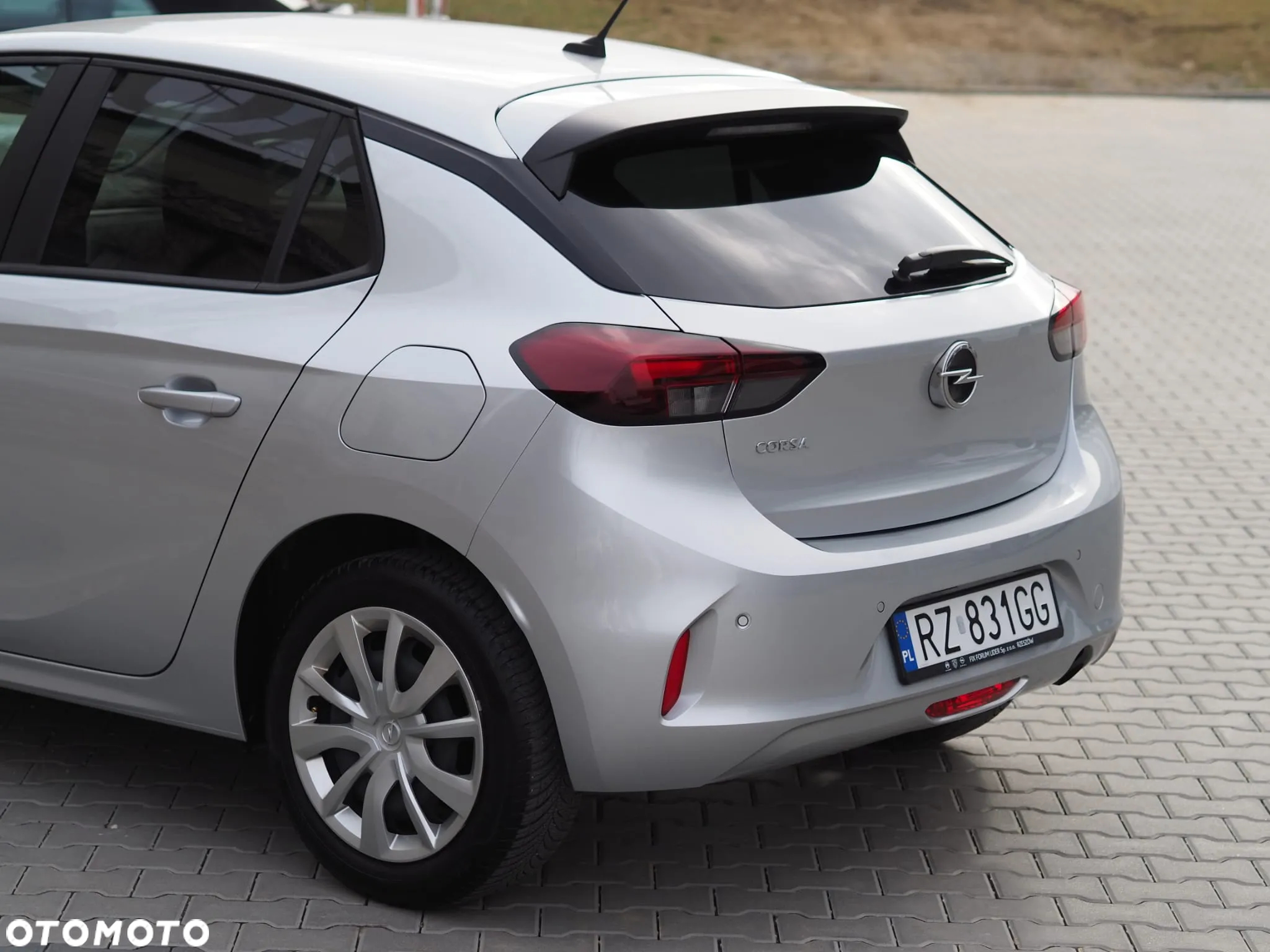 Opel Corsa - 8