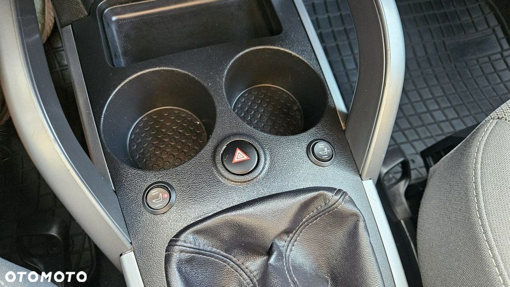 Seat Altea XL 1.6 TDI DPF CR Ecomotive Reference - 24