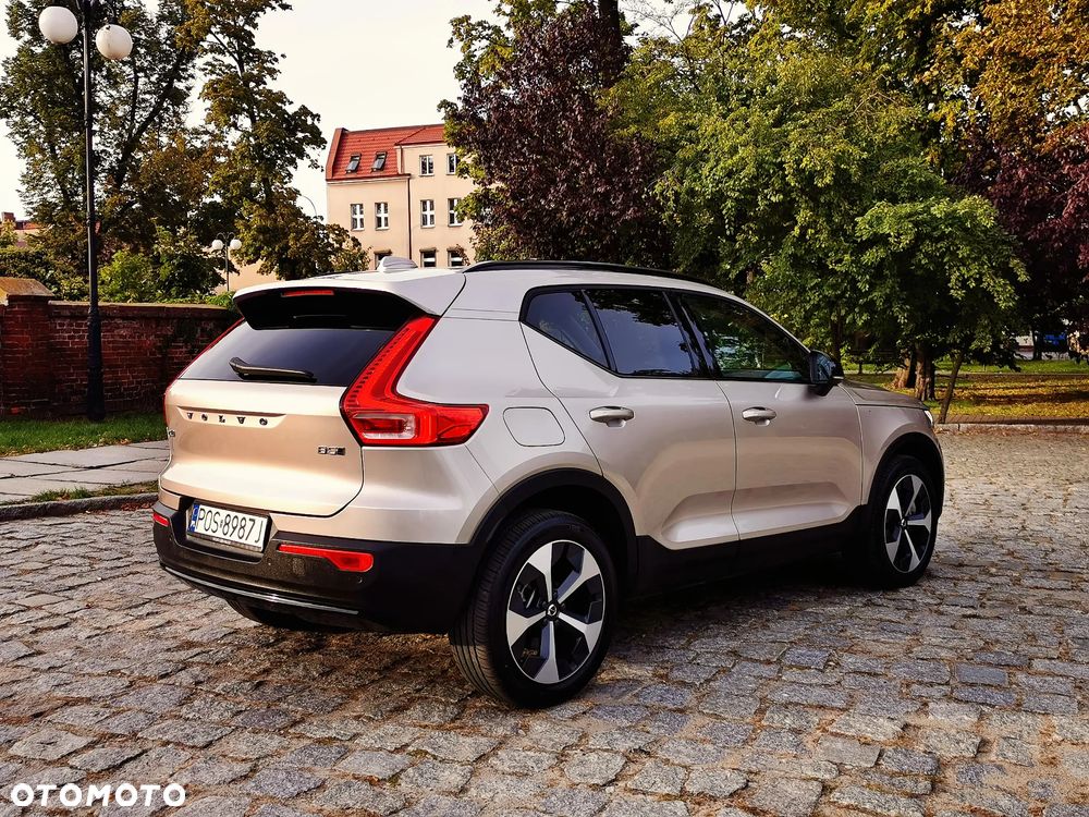 Volvo XC 40 B5 AWD Ultimate Dark - 9
