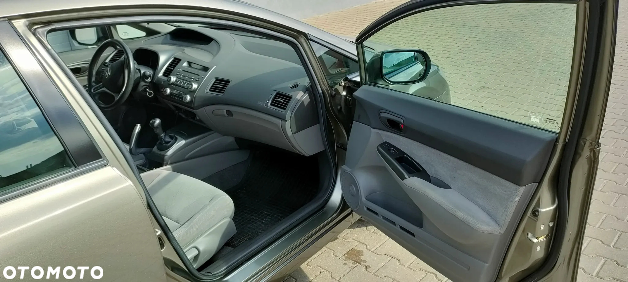 Honda Civic 1.8 Comfort - 10
