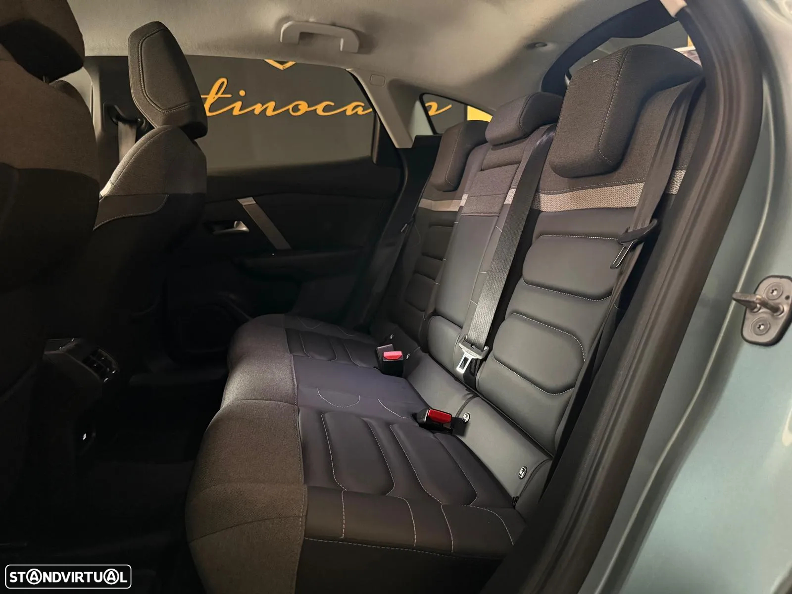 Citroën C4 1.5 BlueHDi Shine Pack EAT8 - 32