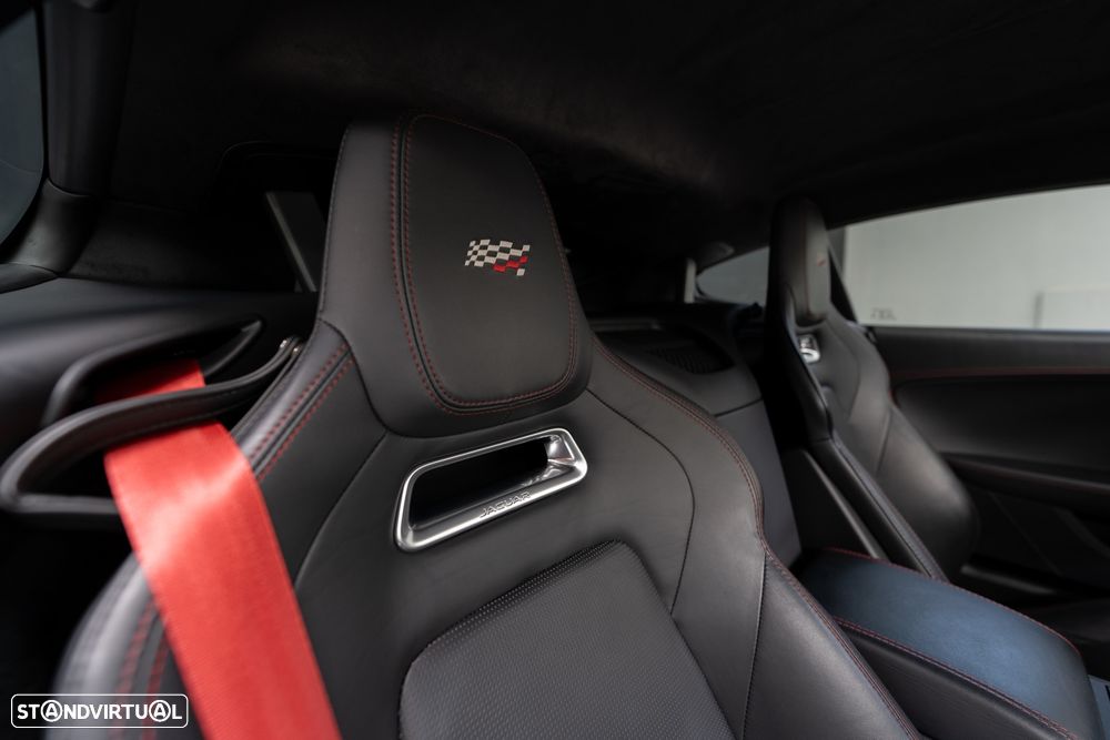 Jaguar F-Type 2.0 i4 Chequered Flag - 7