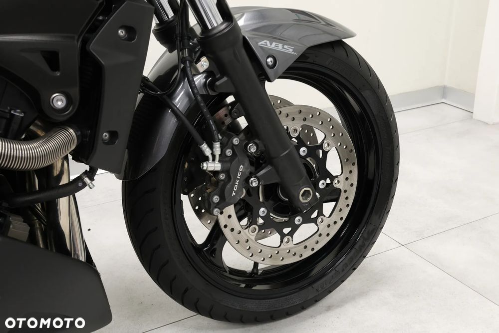Suzuki GSR - 30