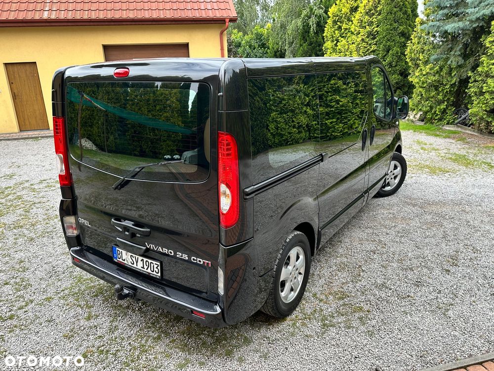 Opel Vivaro - 14