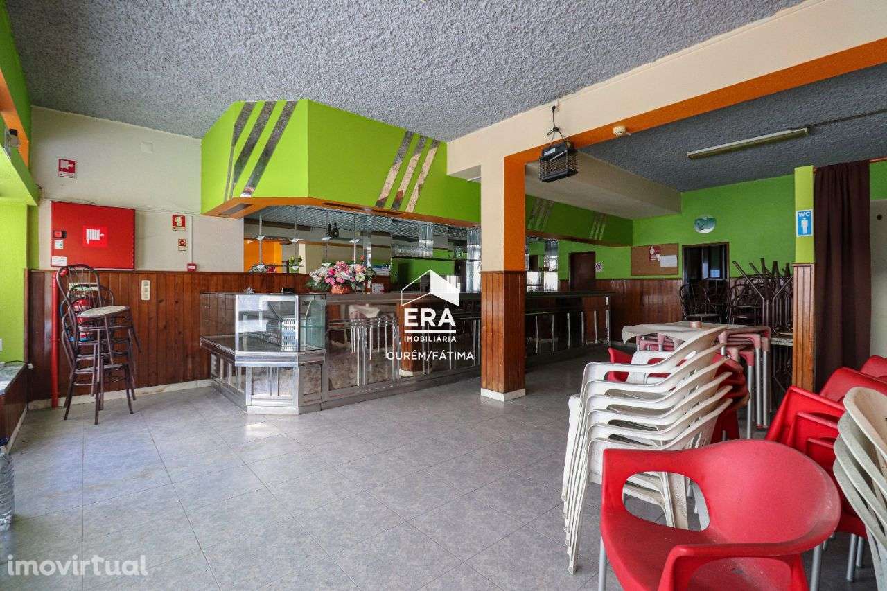 Prédio no Centro da Cidade de Fátima - Grande imagem: 3/49