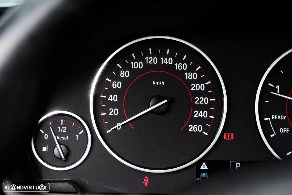 BMW 318 d Line Sport Auto - 19