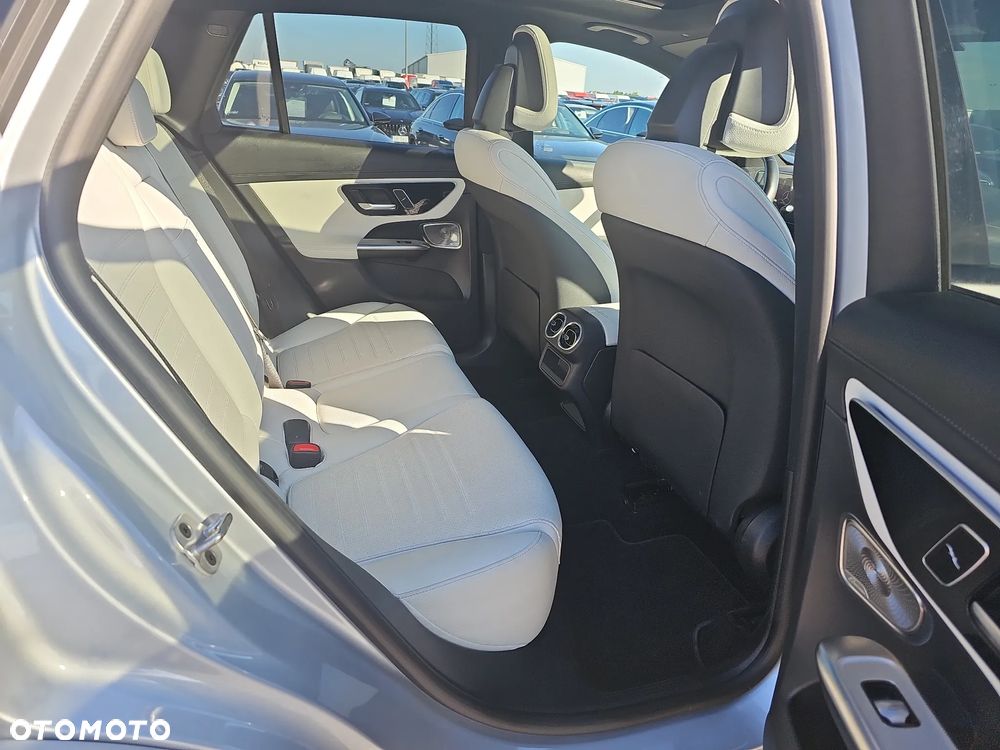 Mercedes-Benz GLC - 20