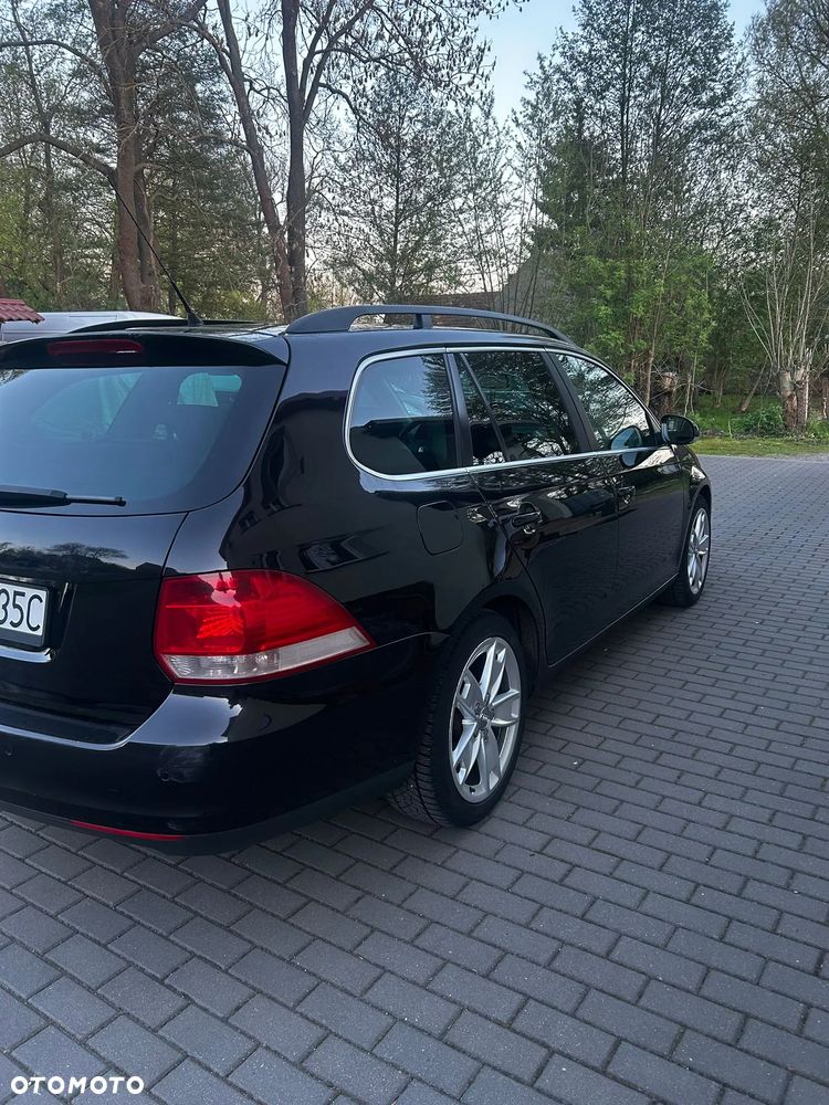 Volkswagen Golf - 5