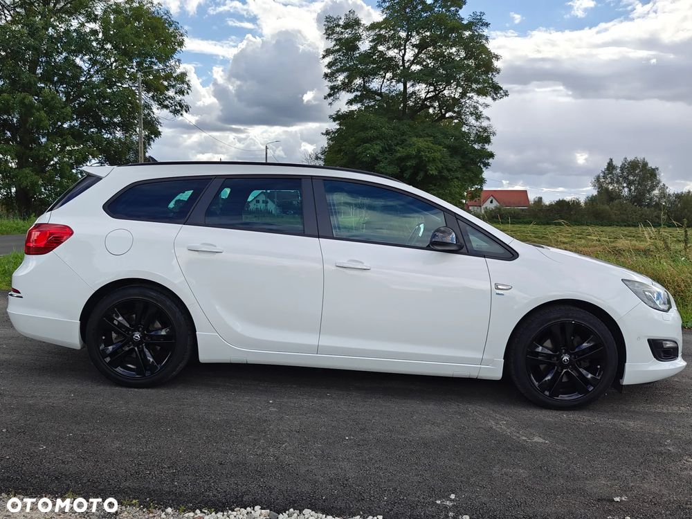 Opel Astra 1.6 D (CDTI) Start/Stop Sports Tourer Selection - 14