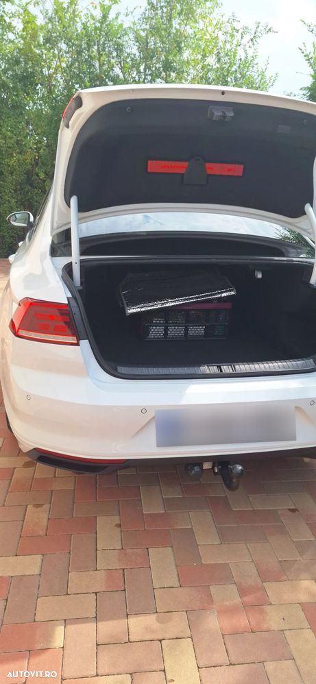 Volkswagen Passat 1.5 TSI ACT DSG Advance - 7