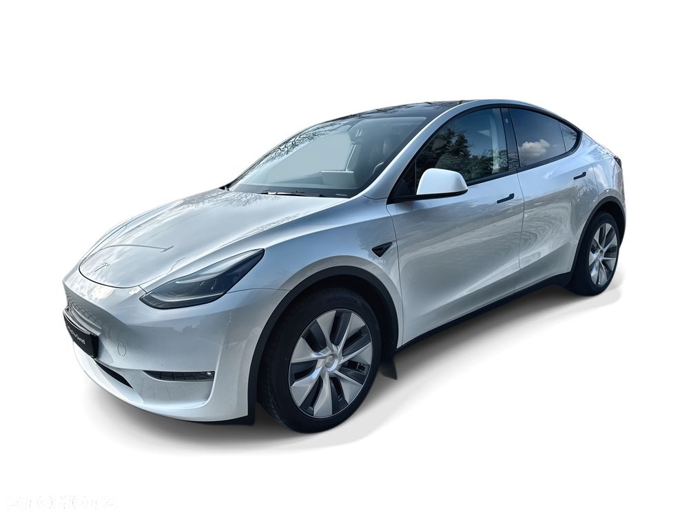 Tesla Y Long Range AWD - 1