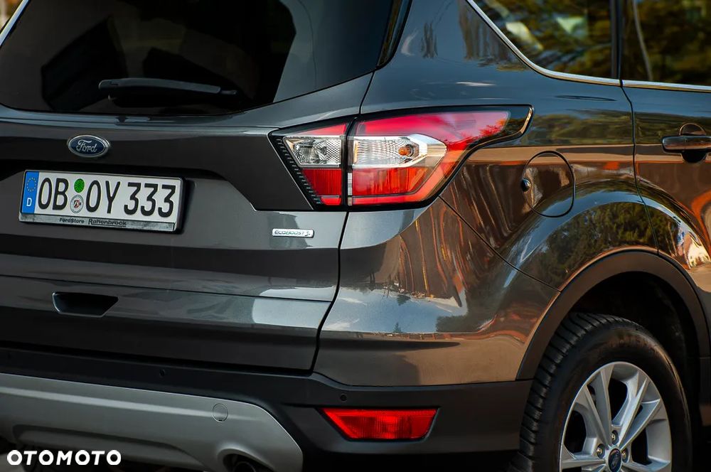 Ford Kuga 1.5 EcoBoost 2x4 Cool & Connect - 26