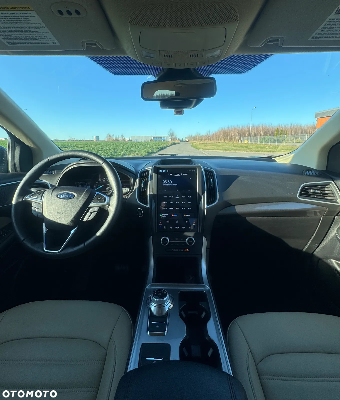 Ford Edge - 16