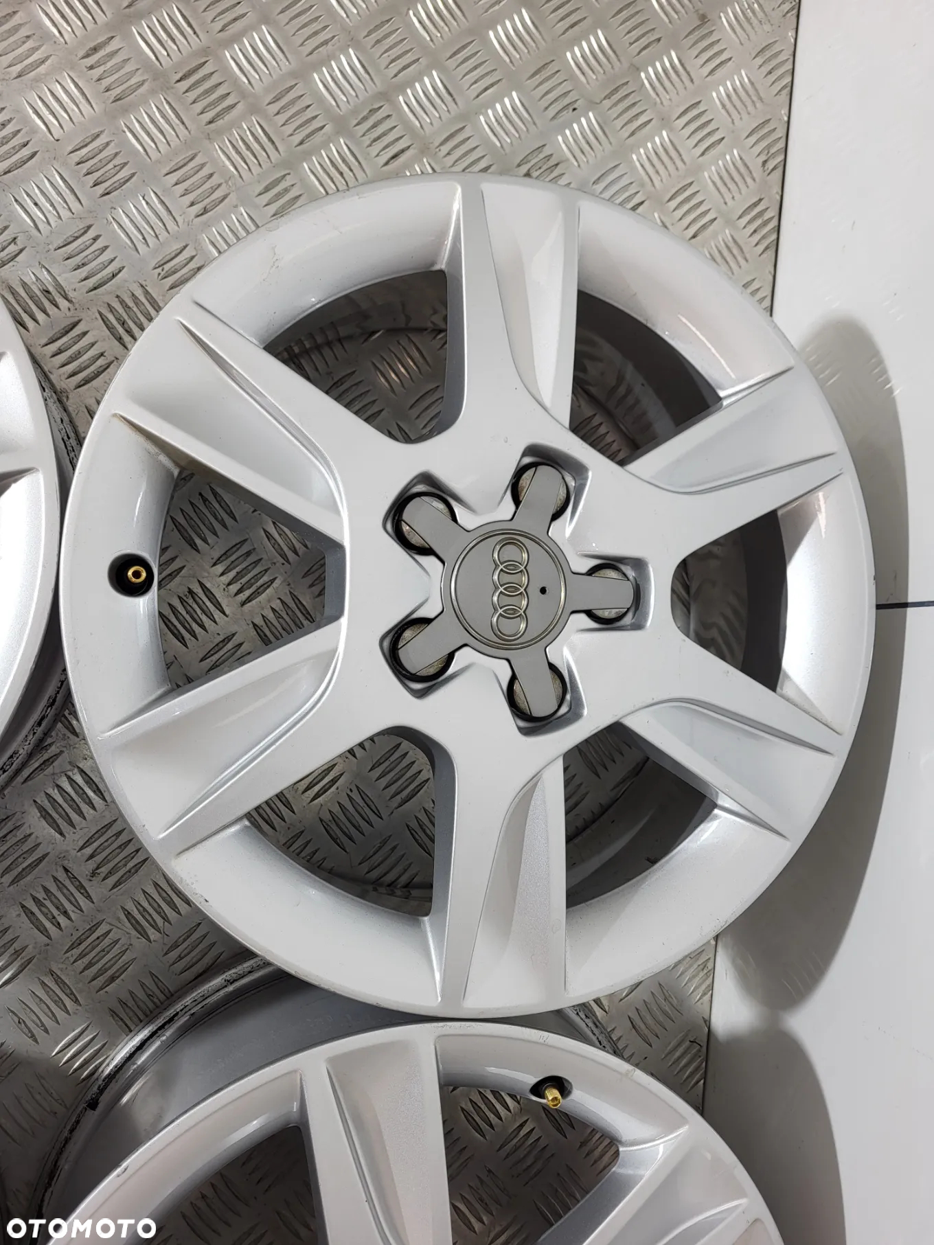 Audi A3 Felgi Aluminiowe 16 8P0601025AN 5x112 - 5