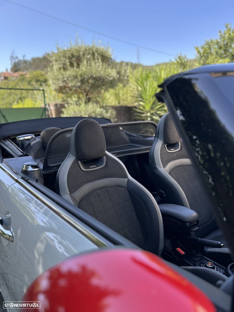 MINI Cabrio John Cooper Works Auto Desportiva - 13