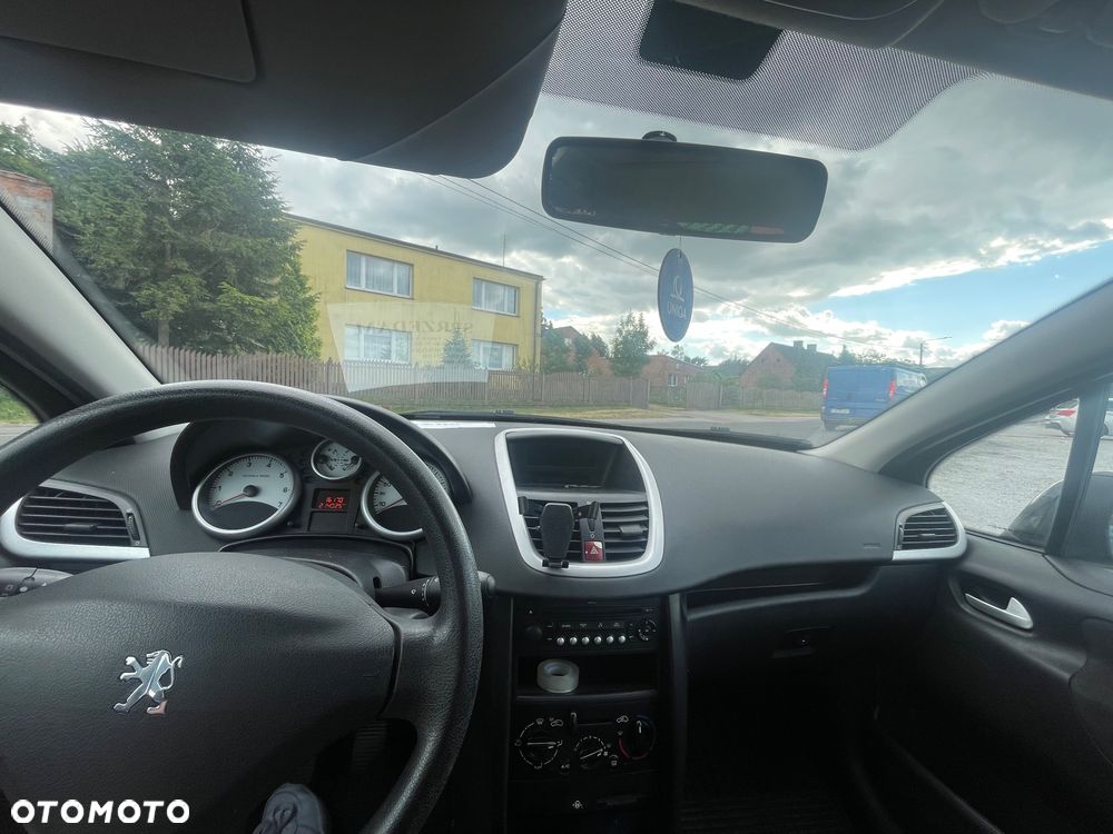 Peugeot 207 - 5