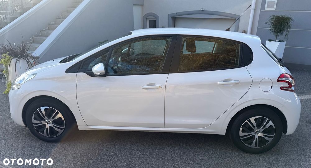 Peugeot 208 HDi 68 Like - 3