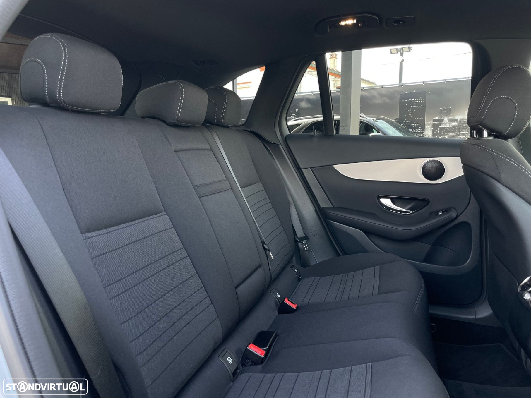 Mercedes-Benz GLC 300 de 4Matic - 14