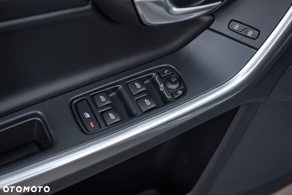 Volvo S60 - 16