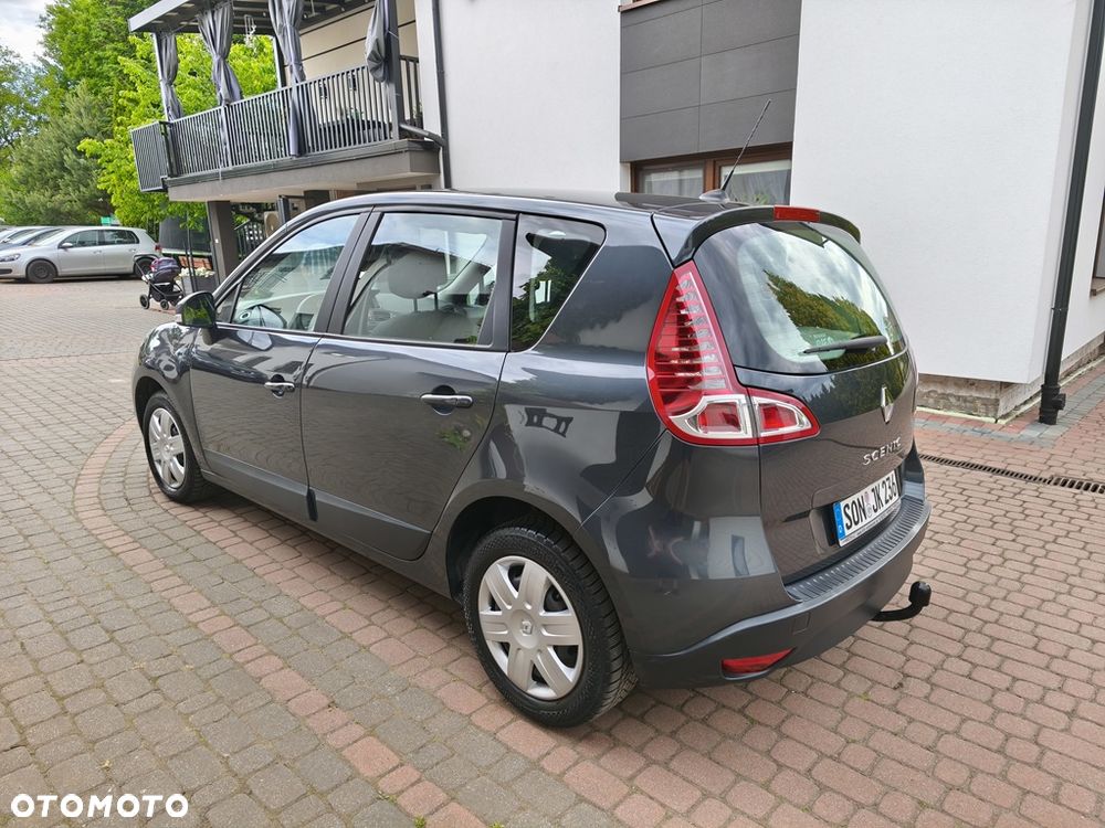 Renault Scenic 1.6 16V 110 TomTom Edition - 14